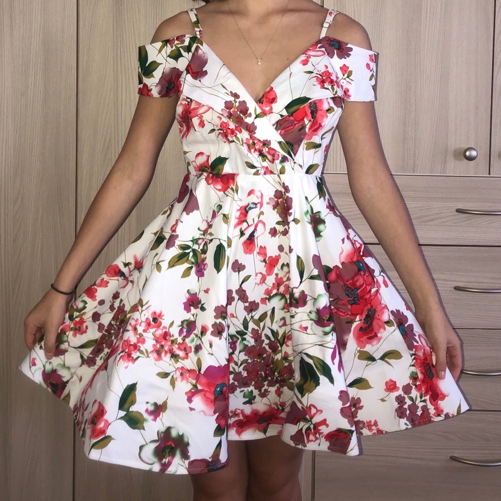 Summery Floral Formal Dress. Forever 21